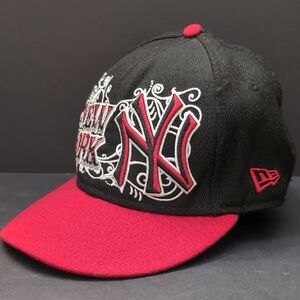 New Era,59Fifty,New York Yankees Black/ Red Fitted Hat,Size 7 3/8.